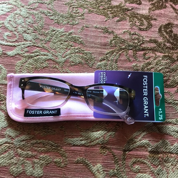 NWT Foster Grant “Monroe” readers & coordinating soft case. - Picture 1 of 6